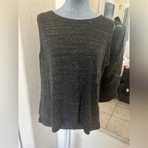 Danskin women’s tank top size L